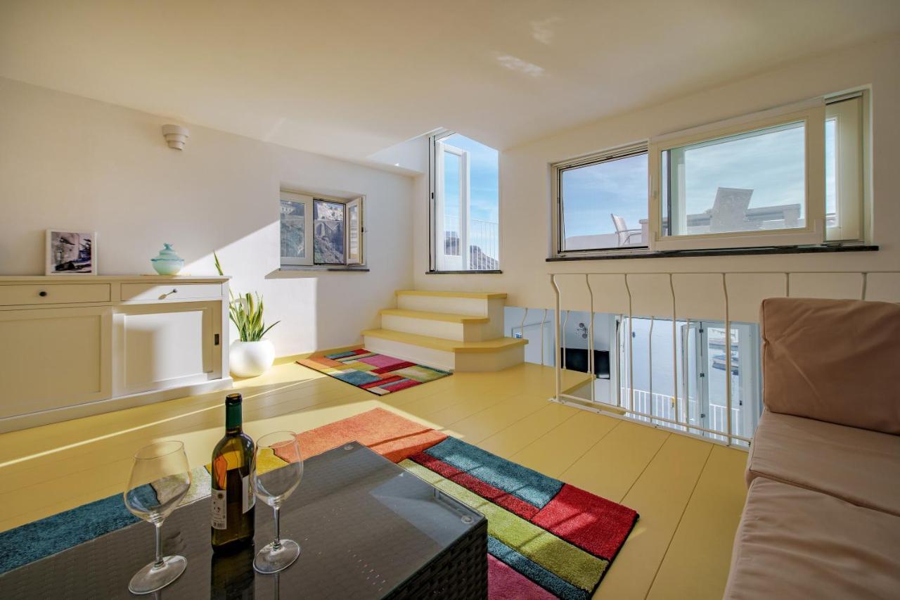 פרוסידה Corricella Exclusive Loft - Gioia Apartments מראה חיצוני תמונה